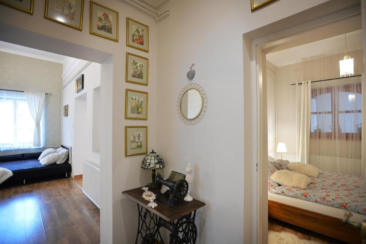 Janicsar Garden Apartman Eger Zewnętrze zdjęcie