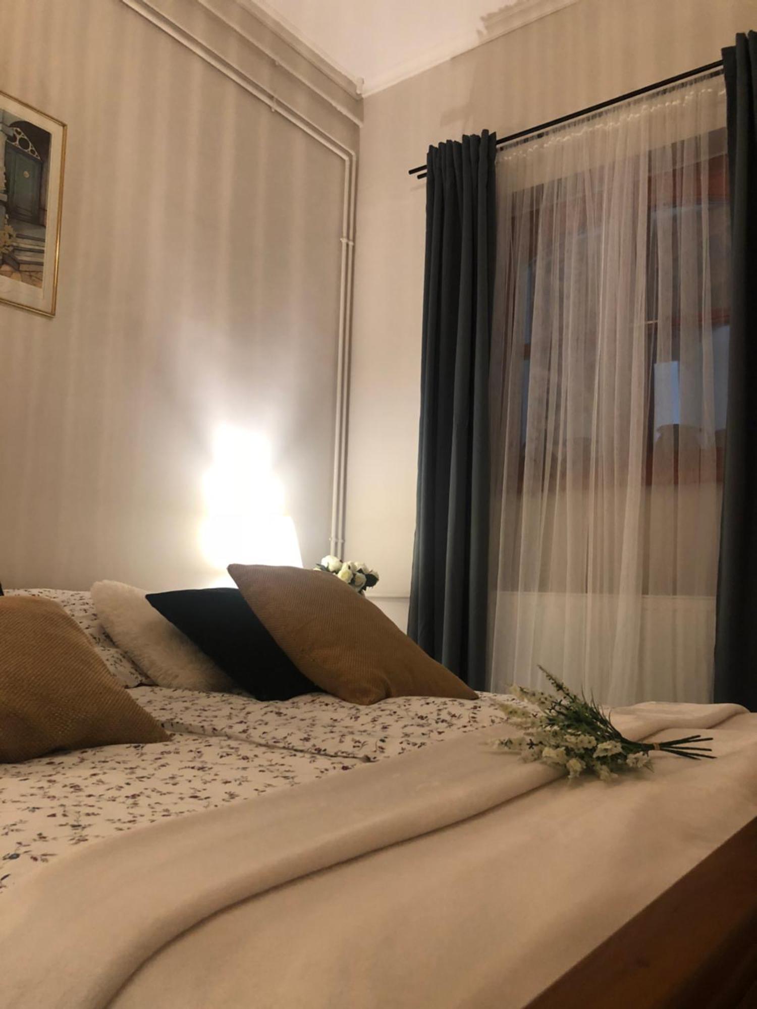 Janicsar Garden Apartman Eger Zewnętrze zdjęcie